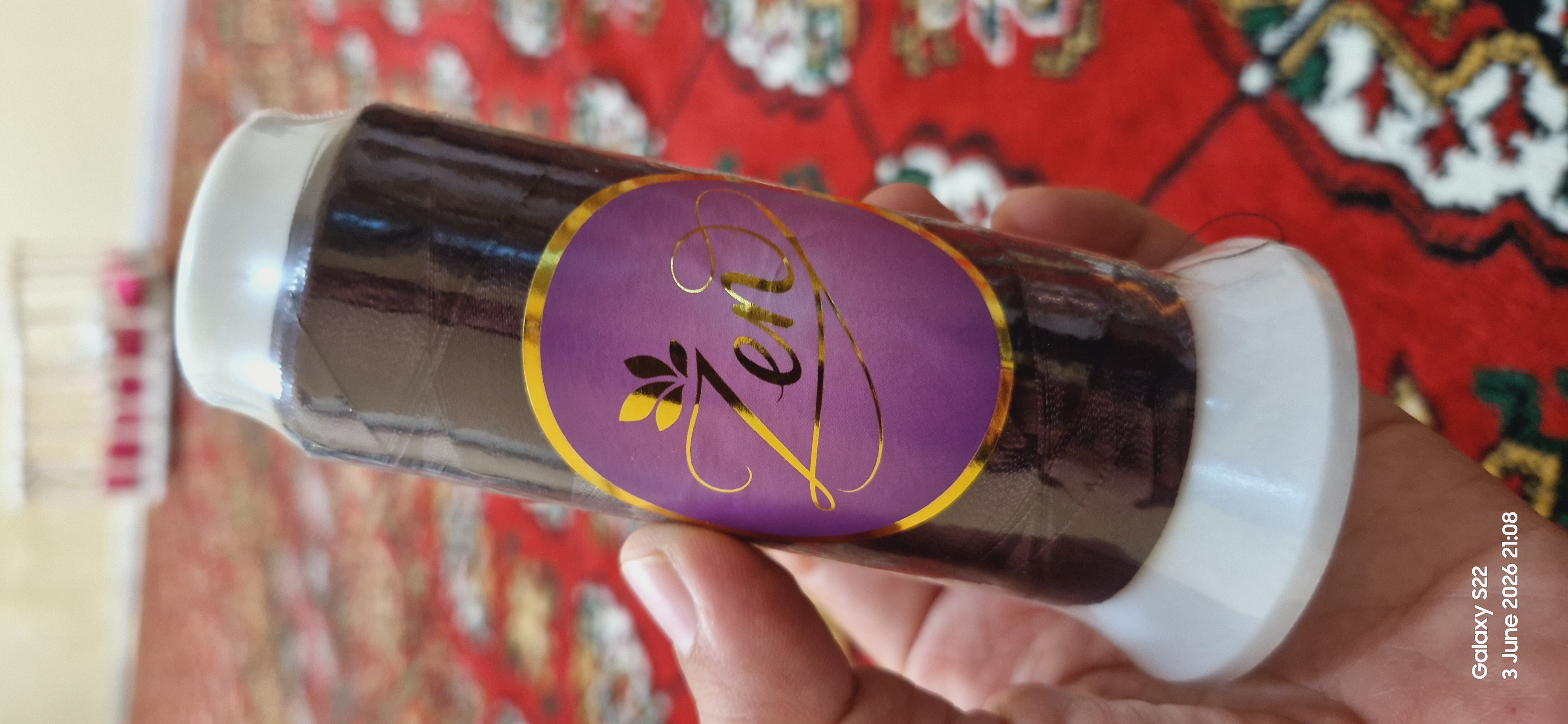 700* keşde etmek üçin ýüpek sapak